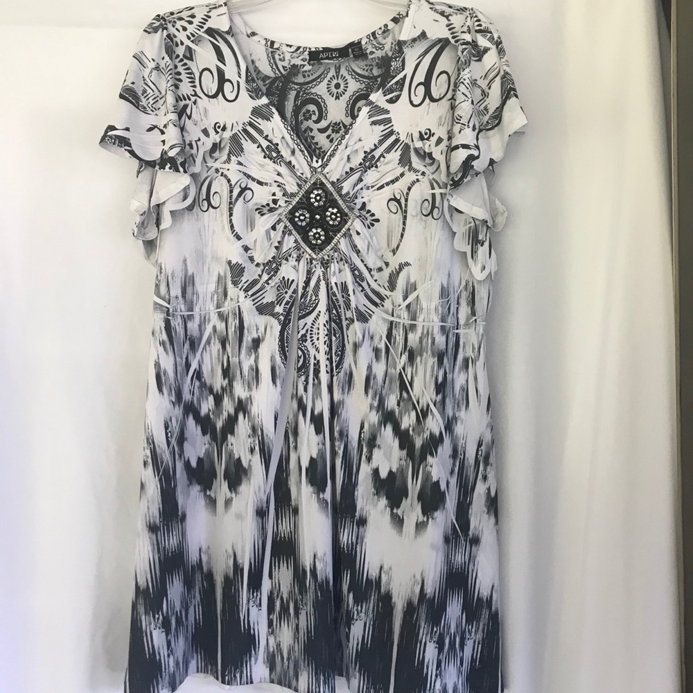 Apt. 9 Embellished Top, Black/White, NWOT, Size 0X
